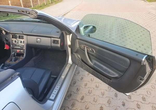 Mercedes-Benz SLK cena 19999 przebieg: 226396, rok produkcji 2000 z Poznań małe 172